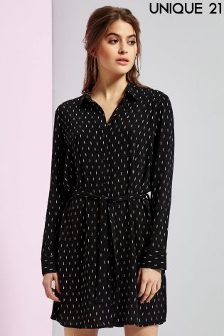 Unique 21 Erica Mini Feather Print Oversized Shirt